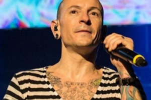 Νεκρος ο τραγουδιστης των Linkin Park, Chester Bennington